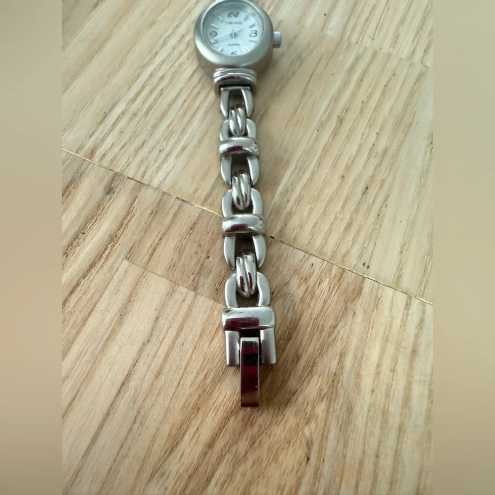 Carriage by Timex ladies oval silver tone watch NEW BATTERY